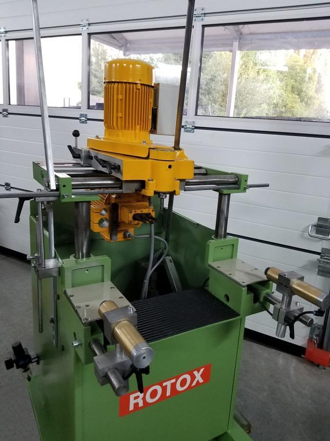 Used ROTOX MILLING AND COPYING MACHINE KF 349