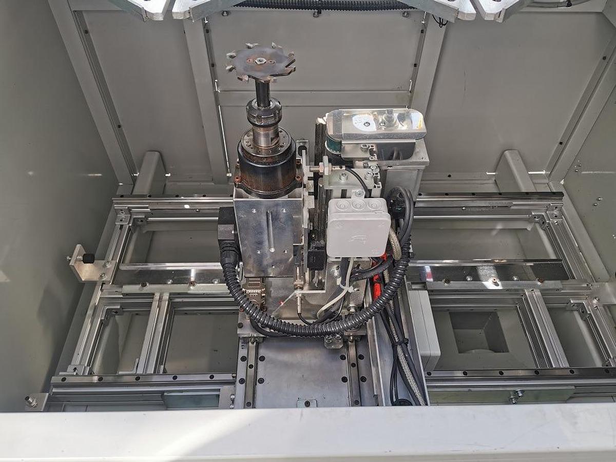 Used SHARPENER , GASKET CUTTER URBAN DFM - 200/4 YEAR 2016