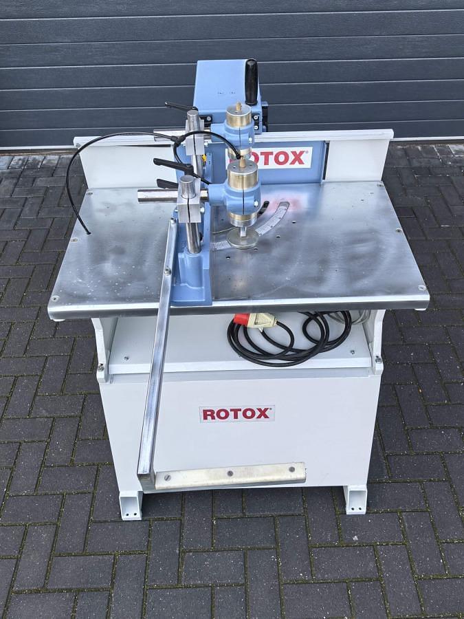 Used POLE MILLING MACHINE ROTOX SAF 366 YEAR 2001