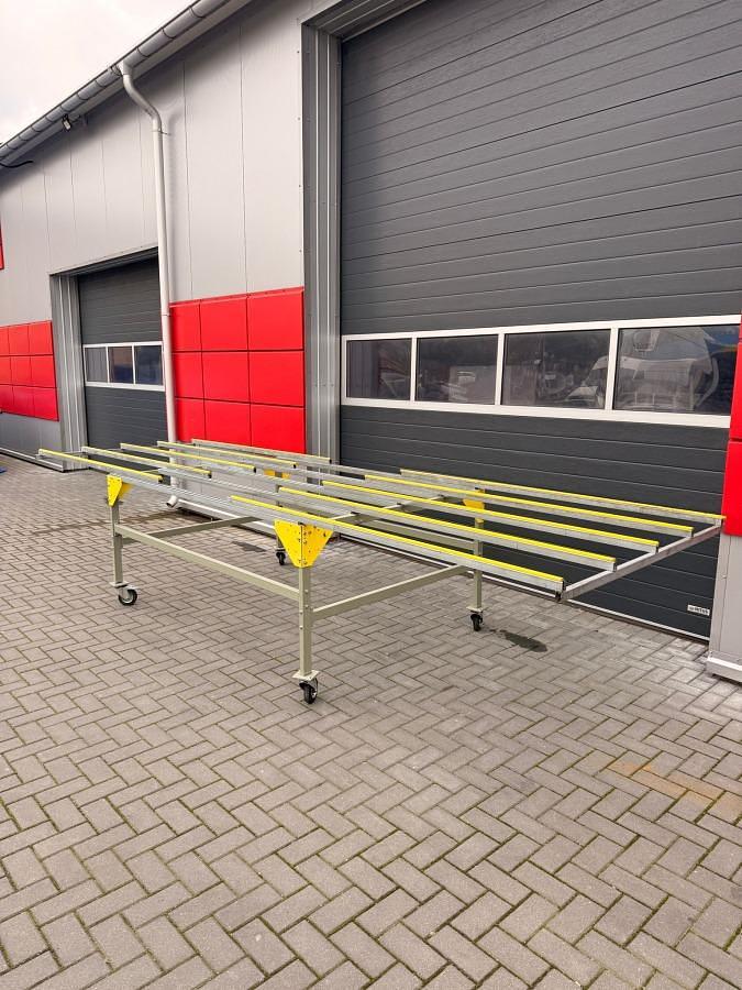 Used EMMEGI ASSEMBLY TABLE