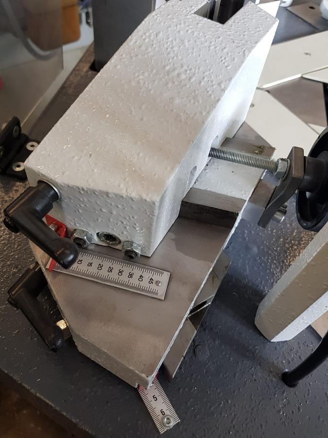 Used CORNER CRIMPING MACHINE PRESSTA EISELE 2000 YEAR 2000
