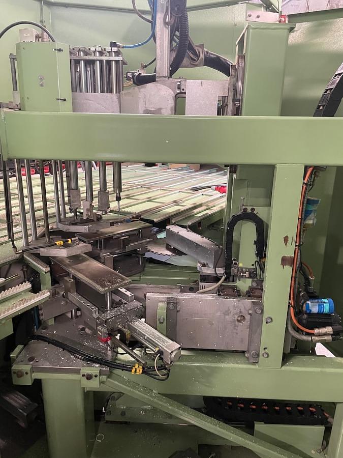 Used CNC BLAST MACHINE URBAN SV 530 YEAR 2006
