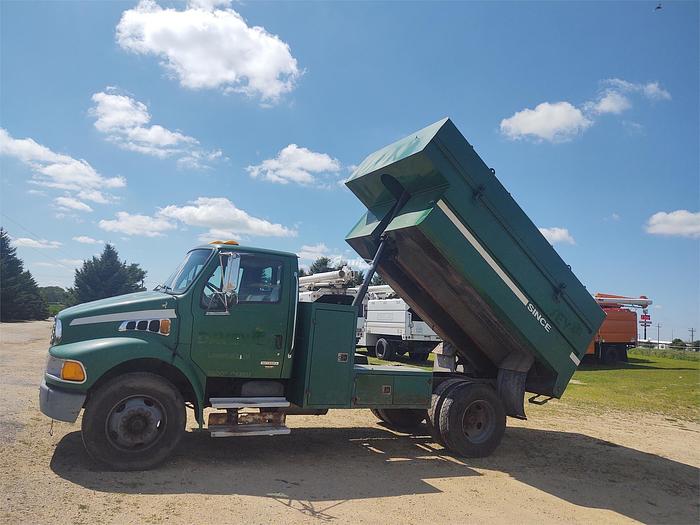 Used 2004 STERLING ACTERRA