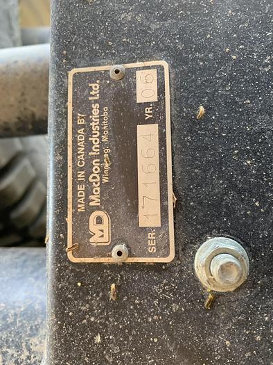 Used 2006 Macdon 9352i Windrower w/ 14' Sickle Head ***Excellent Condition***