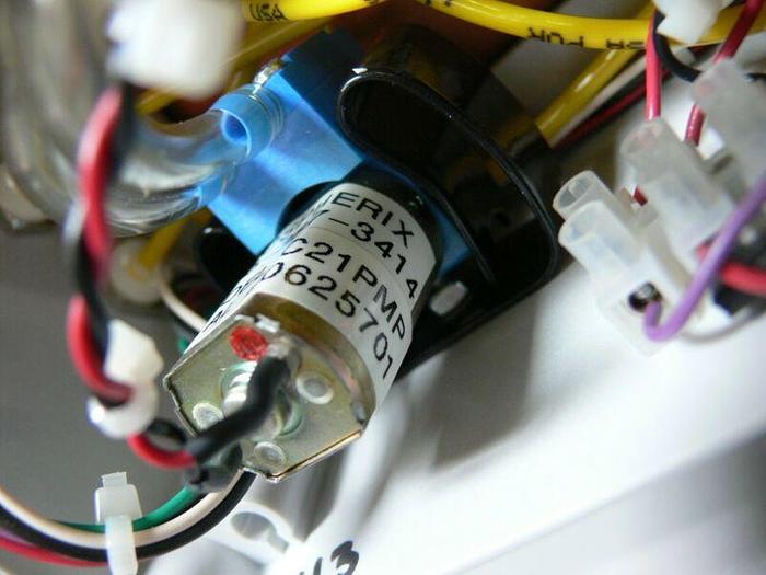 Used Acrylic C02 N2/O2 Chamber w/ Aluminum Shelves