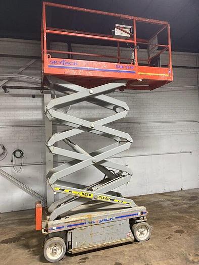 Used 2011 SKYJACK SJ3219