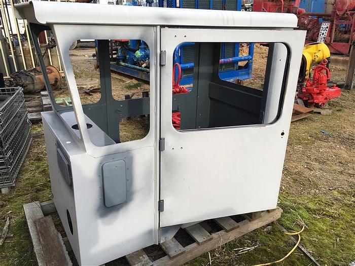 0 CCC CAB FOR CCC (CRANE CARRIER COMPANY) TRUCK - Pending Sale