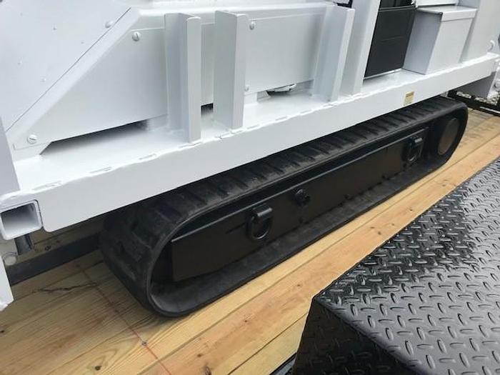 Used 2008 Versalift SST40EIH 45ft Backyard Bucket Crawler - C31650