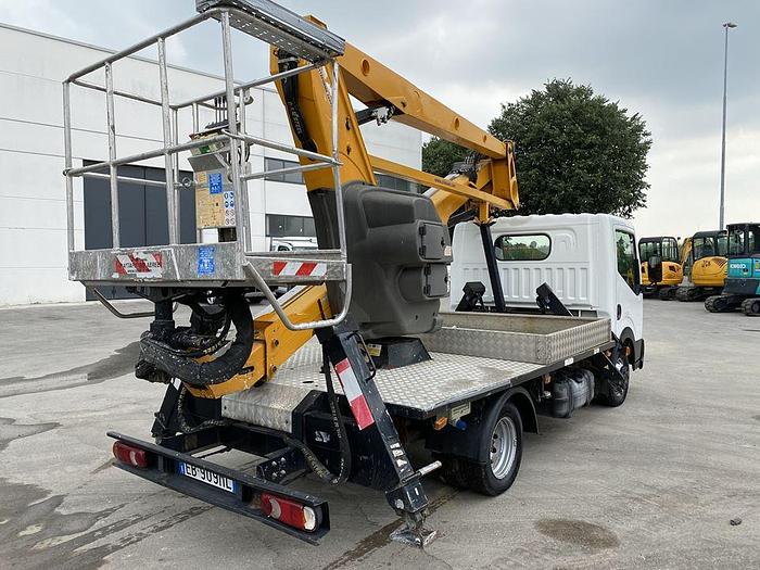 Usato 2010 NISSAN CABSTAR