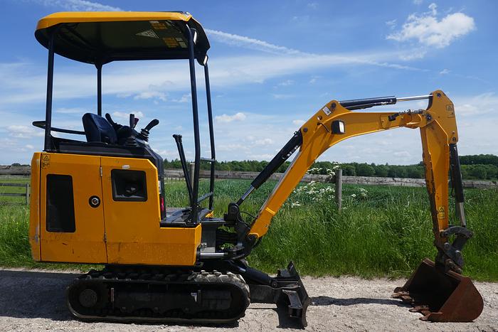Used 2018 JCB 15C-1