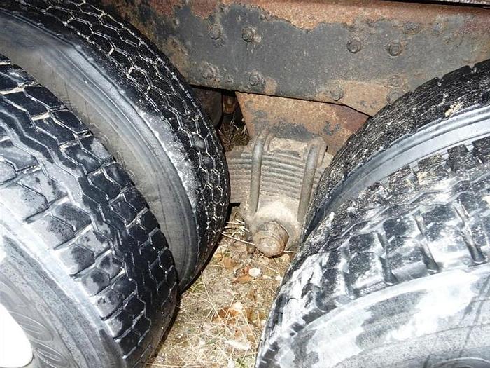 Used 1991 Mack RD600GK Water Truck