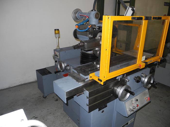 Usato Rettificatrice-affilatrice universale TACCHELLA 40LN