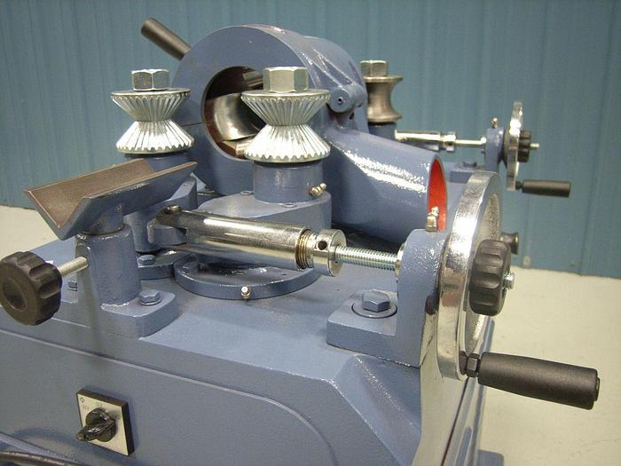 Round Rod Milling Machine - 7660
