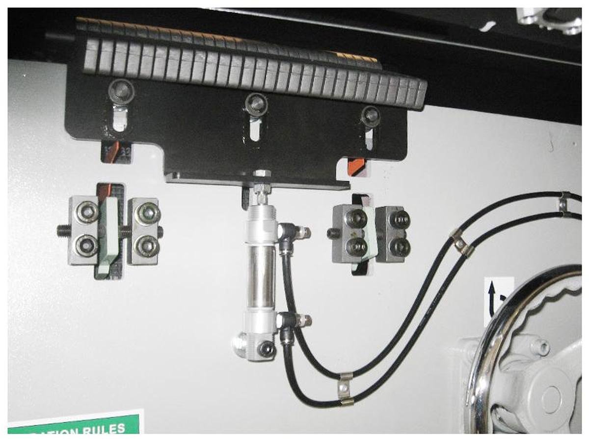 CANTEK R16 BOTTOM CUTTING STRAIGHT LINE RIPSAW