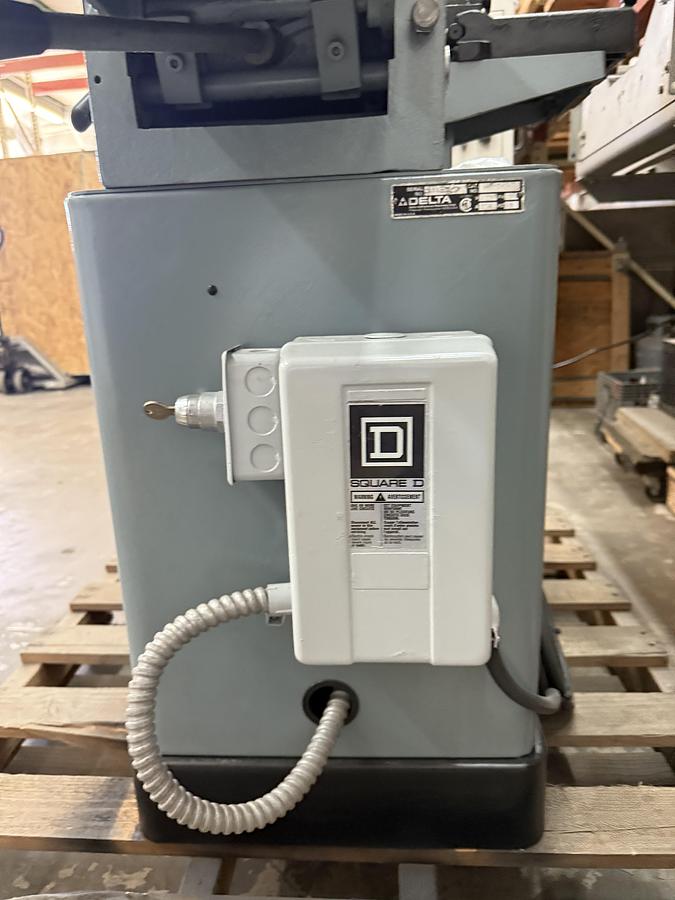 Refurbished Delta/ Invicta 8'' Long Bed Jointer w/ New Byrd Head