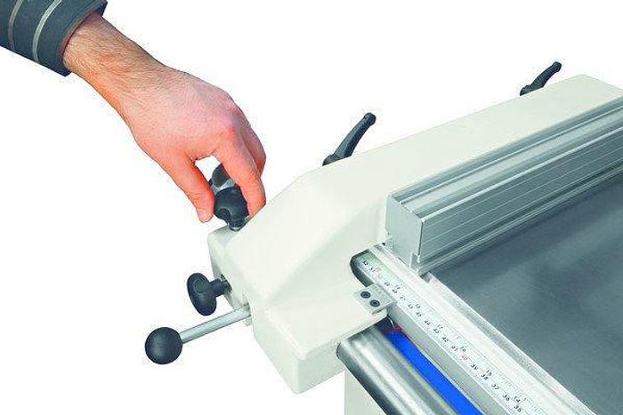 MiniMax Startech 27- 3 Phase 27 Hole In-Line Boring Machine