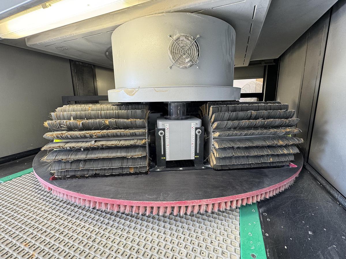 Used USED QUICKWOOD PRO 1100 ELITE SANDER