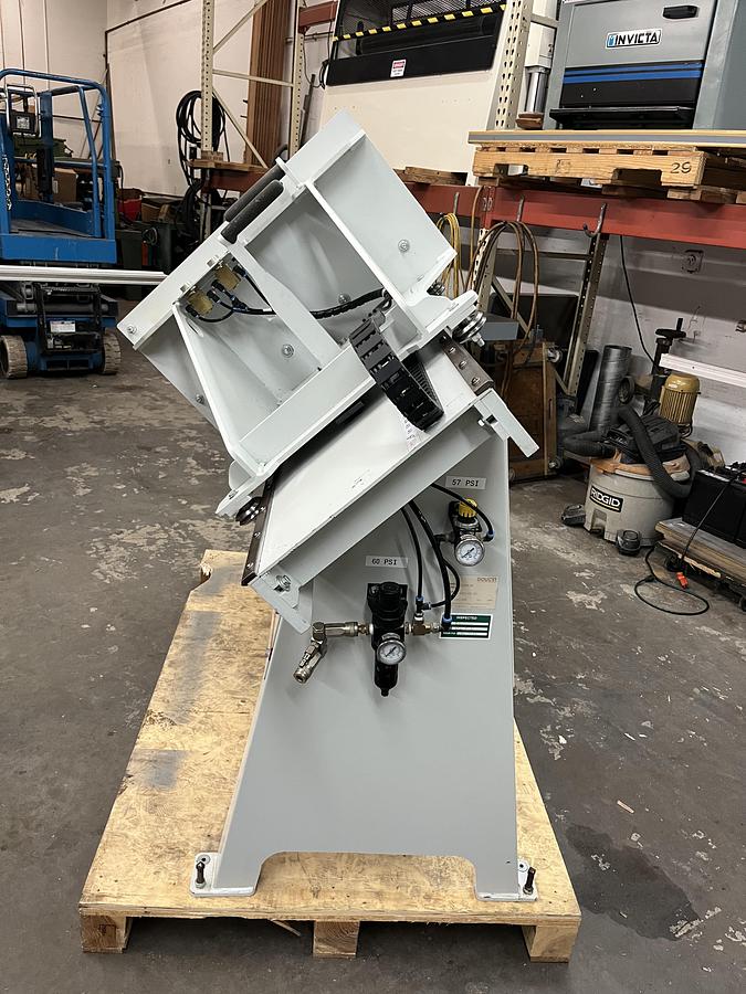 Used Doucet Drawer Clamp Model #DWM36