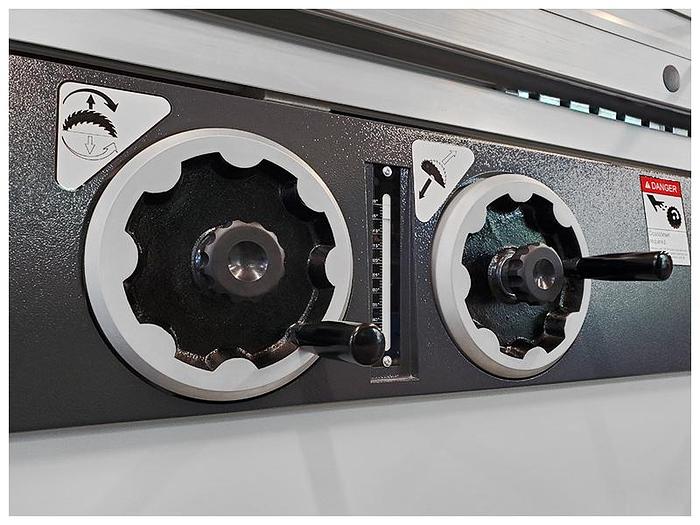 Cantek 10′ Sliding Table Saw D405M-10 (3PH)