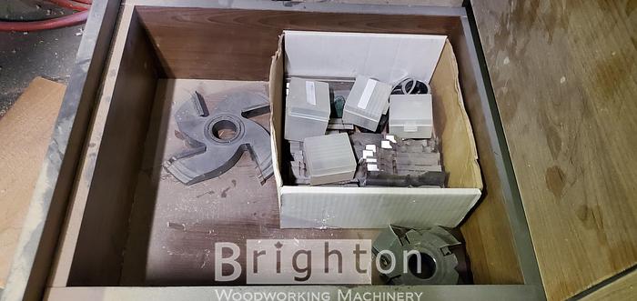 Used 2005 Silver SF4015A Moulder