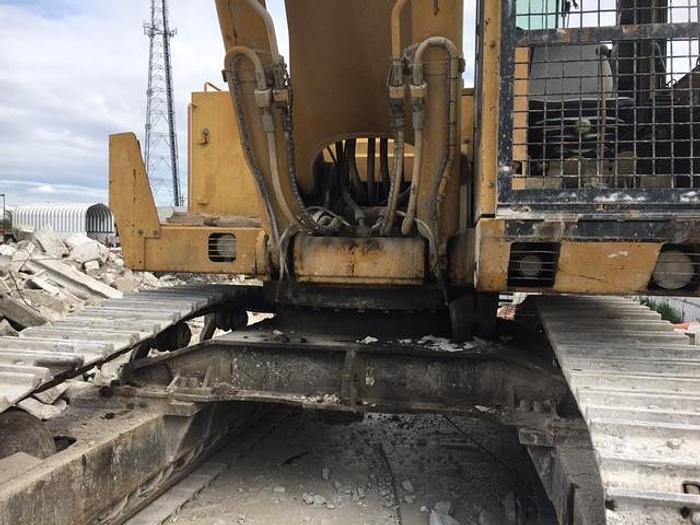 Used 1996 CAT 235D Excavator