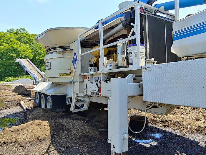 Used DZ 1352 BL Tub Grinder