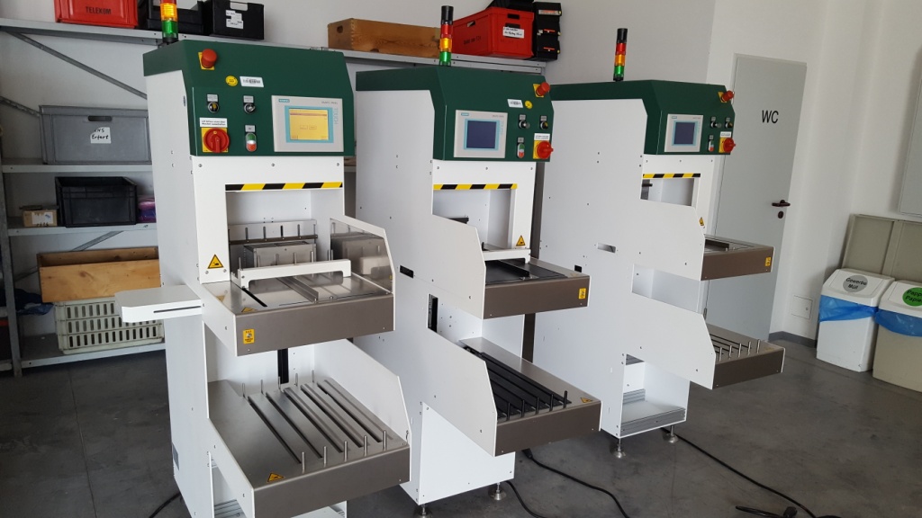 Used Hesse & knipps Magazine Handlers