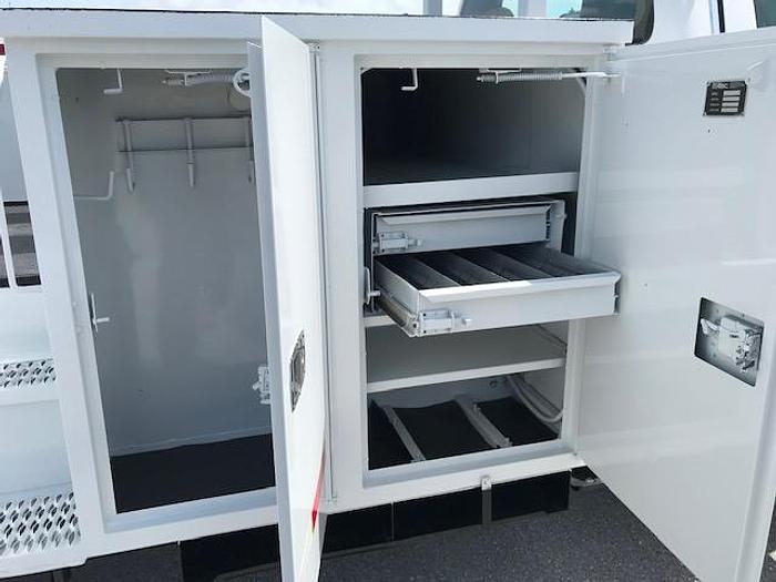 Used 2009 Ford F750 Altec AM55 60ft Over Center Bucket Truck - C94193