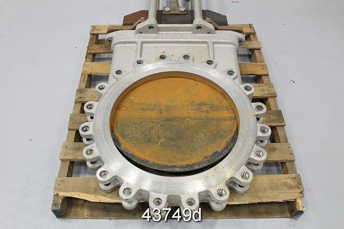Used True Line 24" Hand Operated Knife Gate Valve #43749