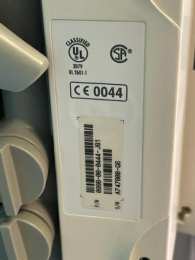 Gebraucht Datascope Accutorr Plus Patientenmonitor auf Trolley mit Blutdruckmanschette und SpO2 Fingersensor