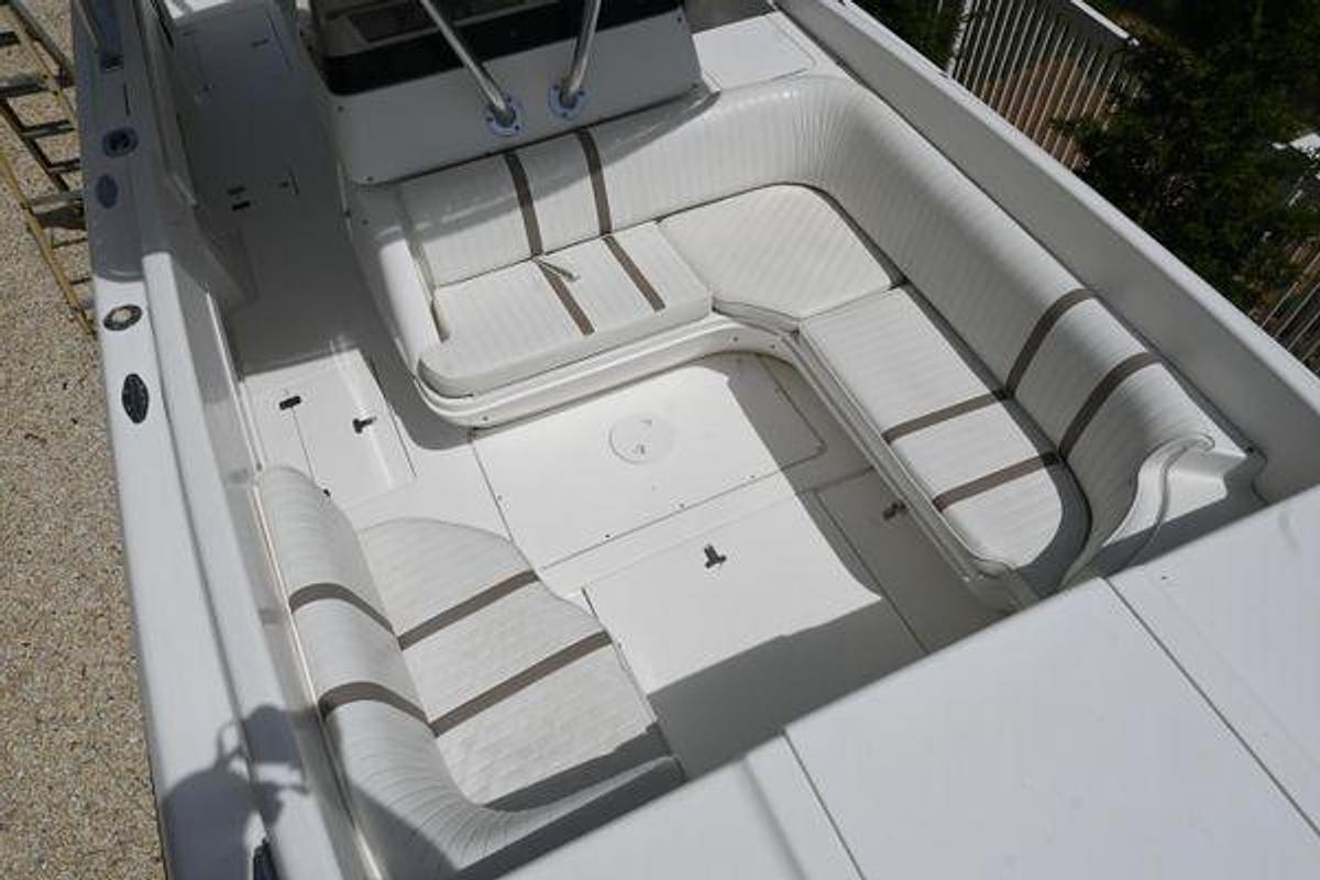 Used 32' Intrepid 323 Cuddy | 2002