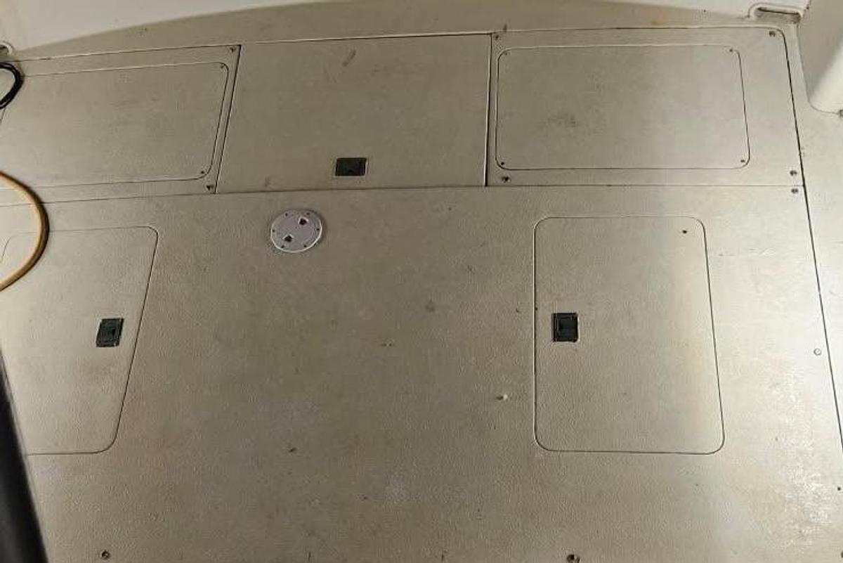 Used 1985 Blackfin 32 Flybridge | 32ft