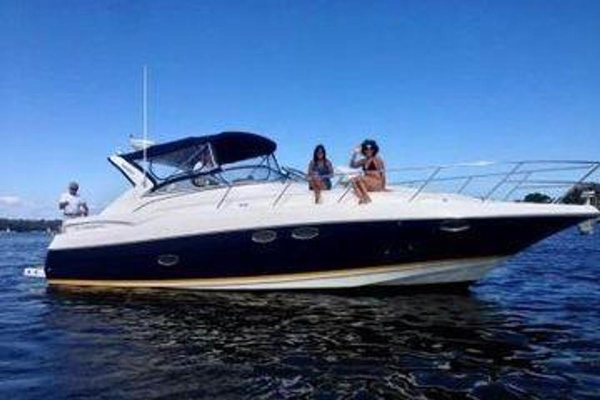 Used 2005 Regal 35 Commodore 3560 | 35ft