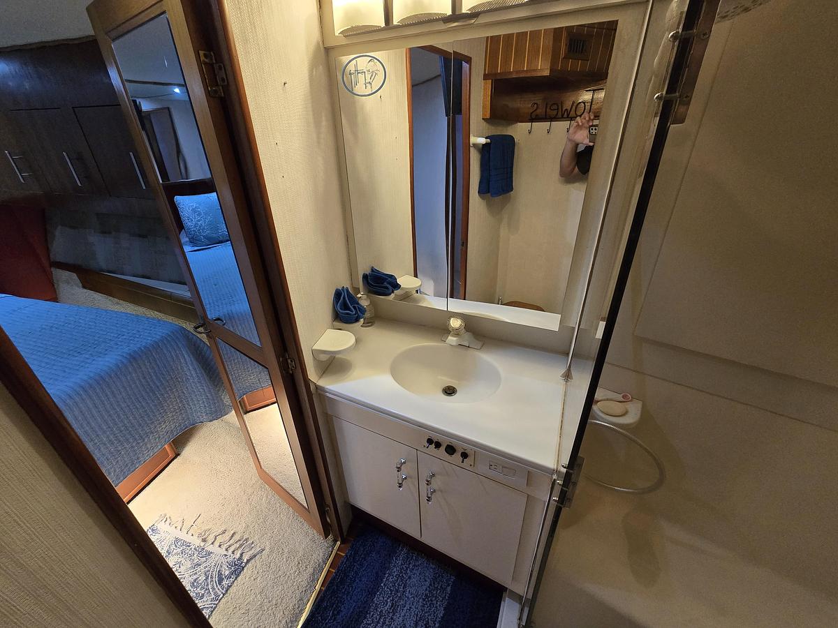 Used 1993 53' Ocean Yachts 53 Super Sport