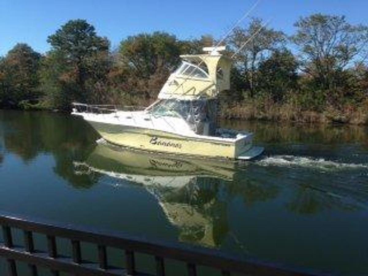 Used 2006 Wellcraft 330 Coastal | 33ft