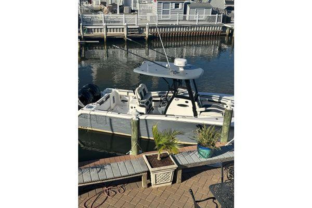 Used 2023 Tidewater 282 CC Adventure Bluewater | 28ft