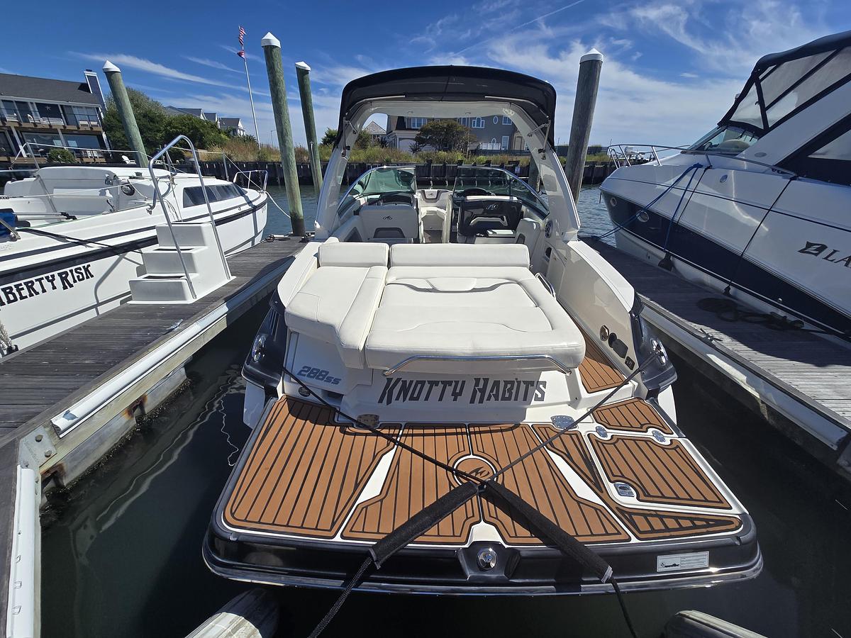 Used 2014 288 Monterey SS | 28ft