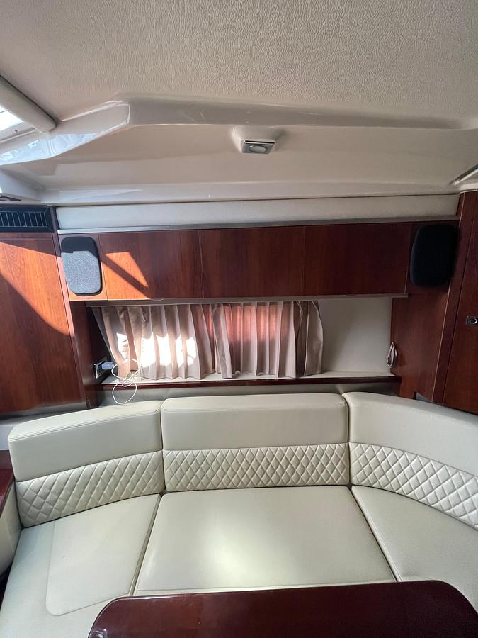 Used 2018 Chaparral 310 Signature | 31ft