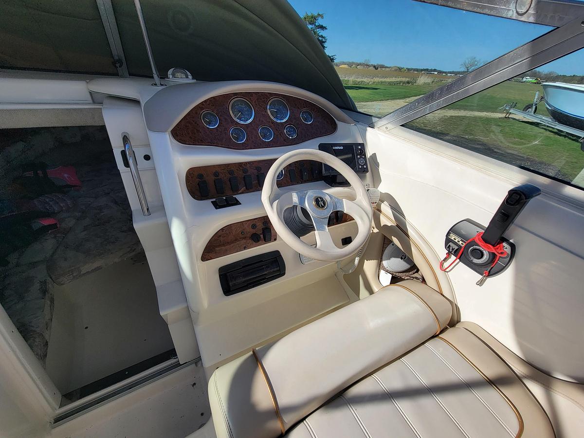 Used 1998 Sea Ray 260 Overnighter | 26ft