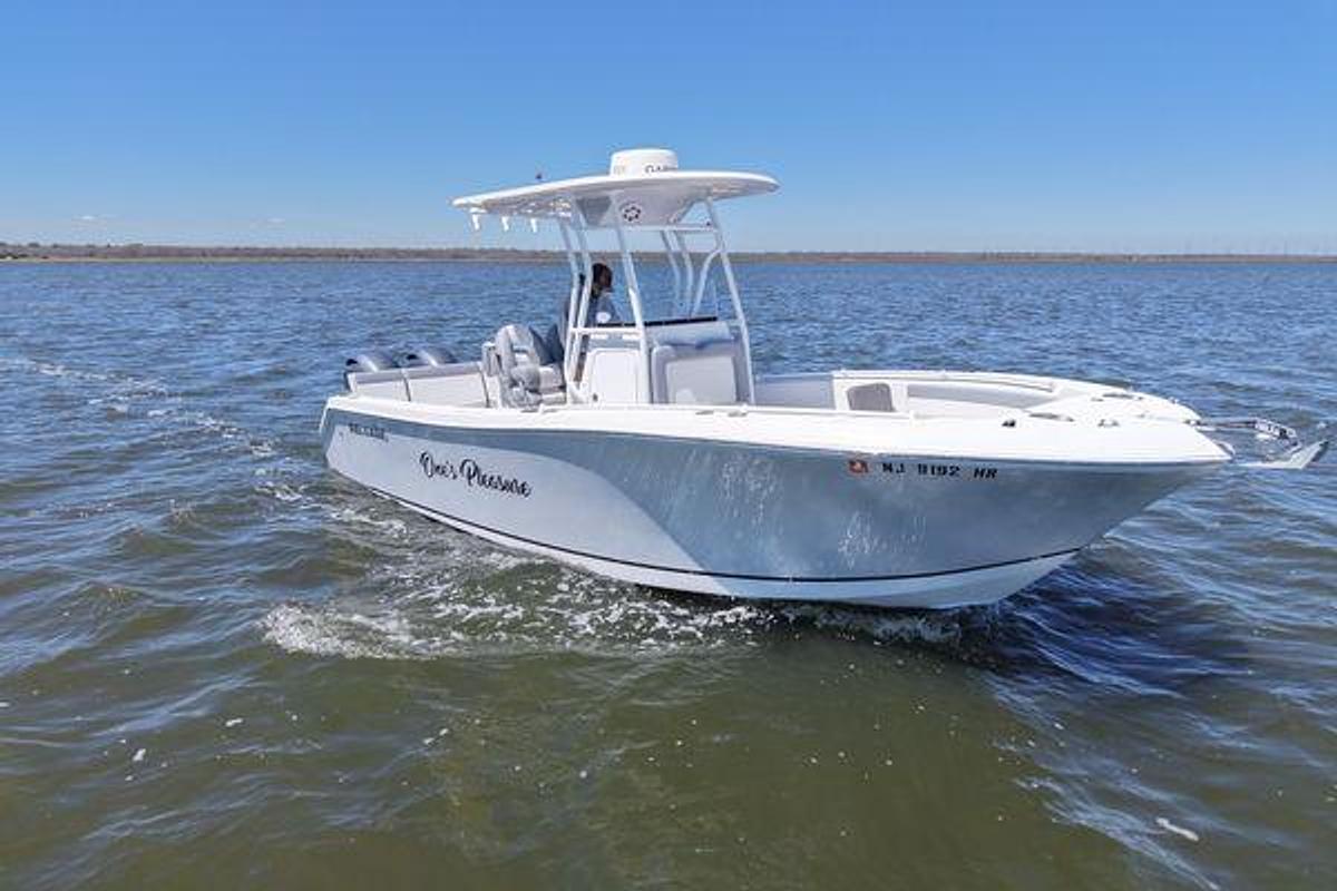 Used 2022 24' Release 240 RX | 24ft