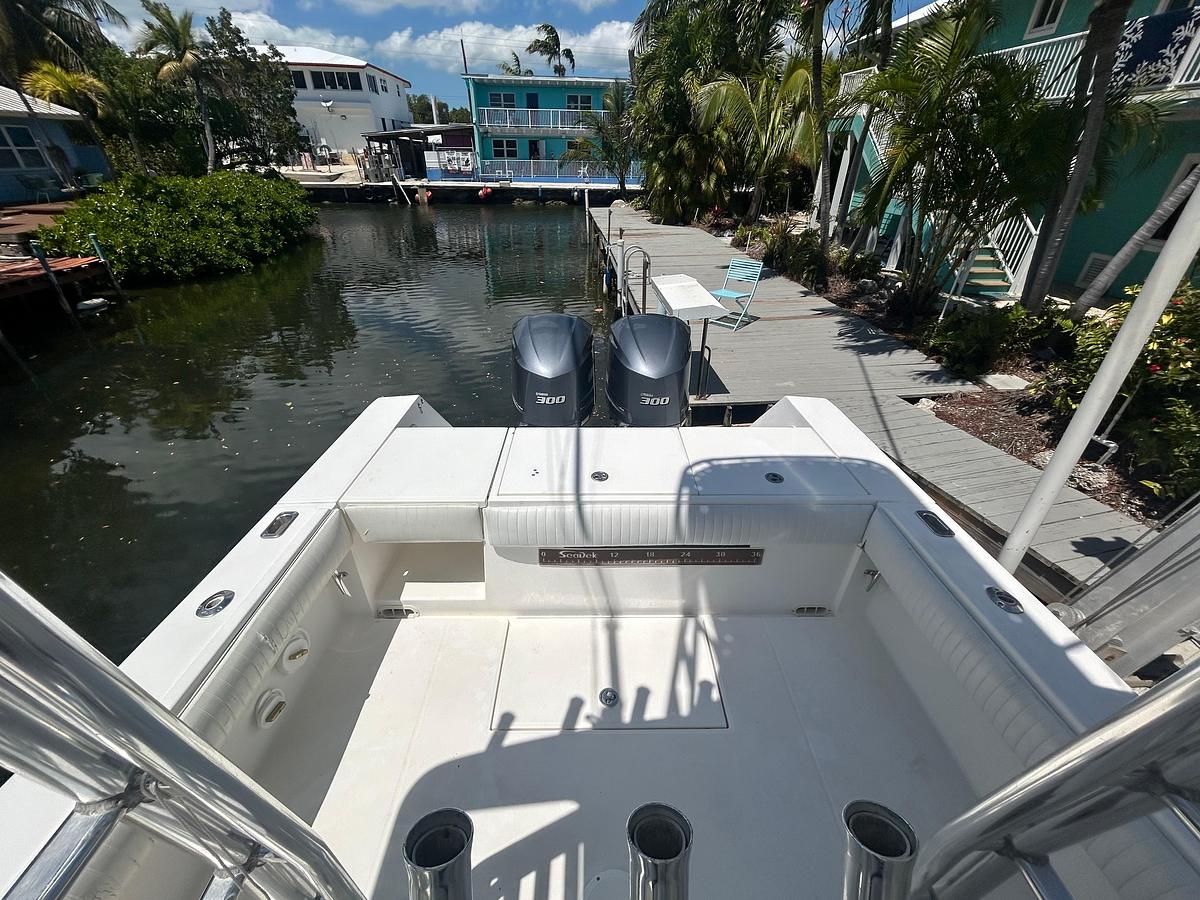 Used 2001 Regulator 32 Cc | 32ft