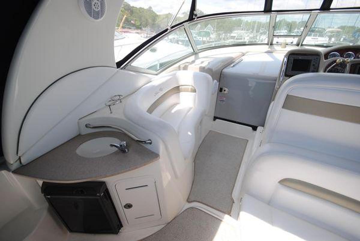 Used 2007 Sea Ray 320 Sundancer | 32ft