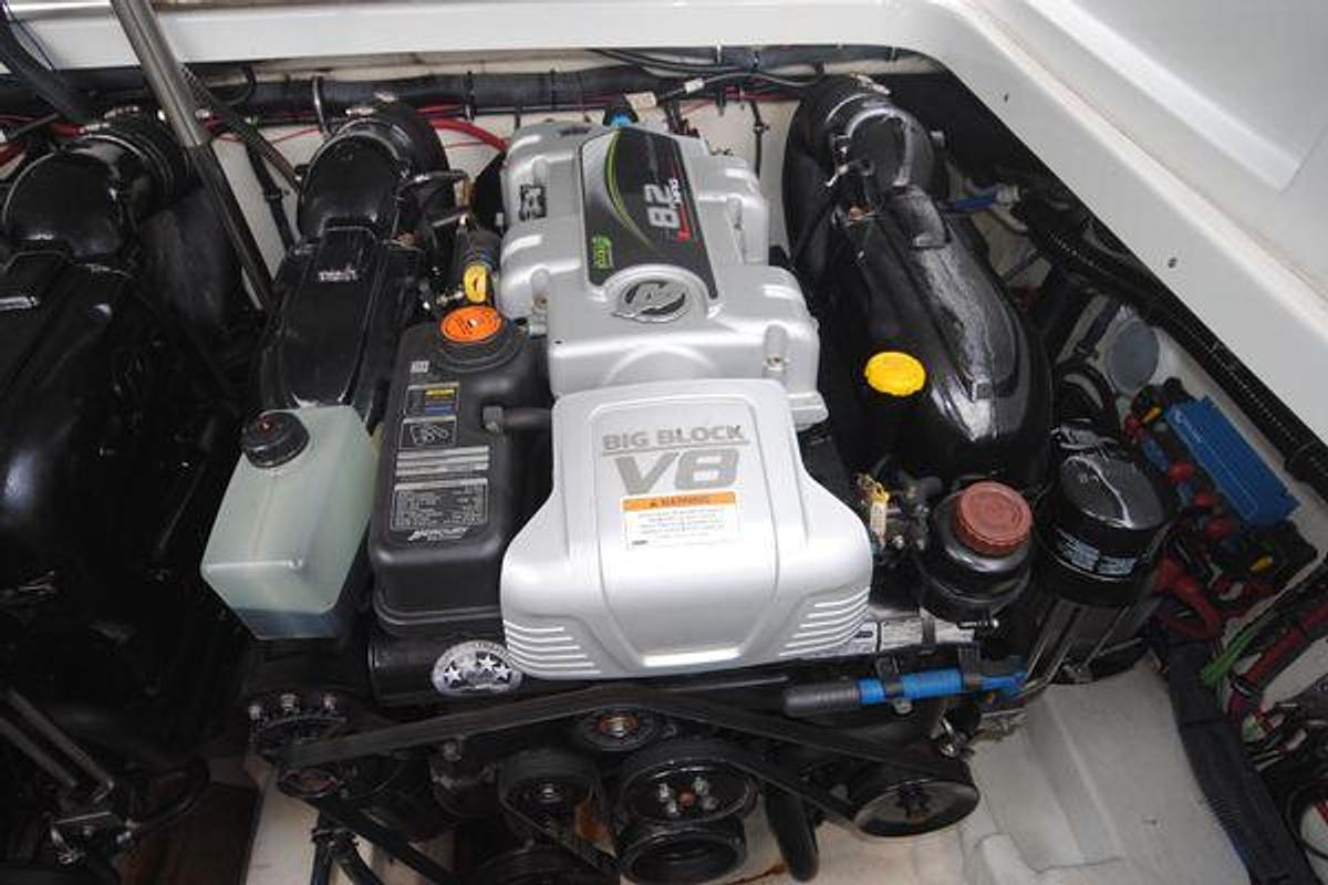 Used 2015 Formula 310 Bowrider | 31ft