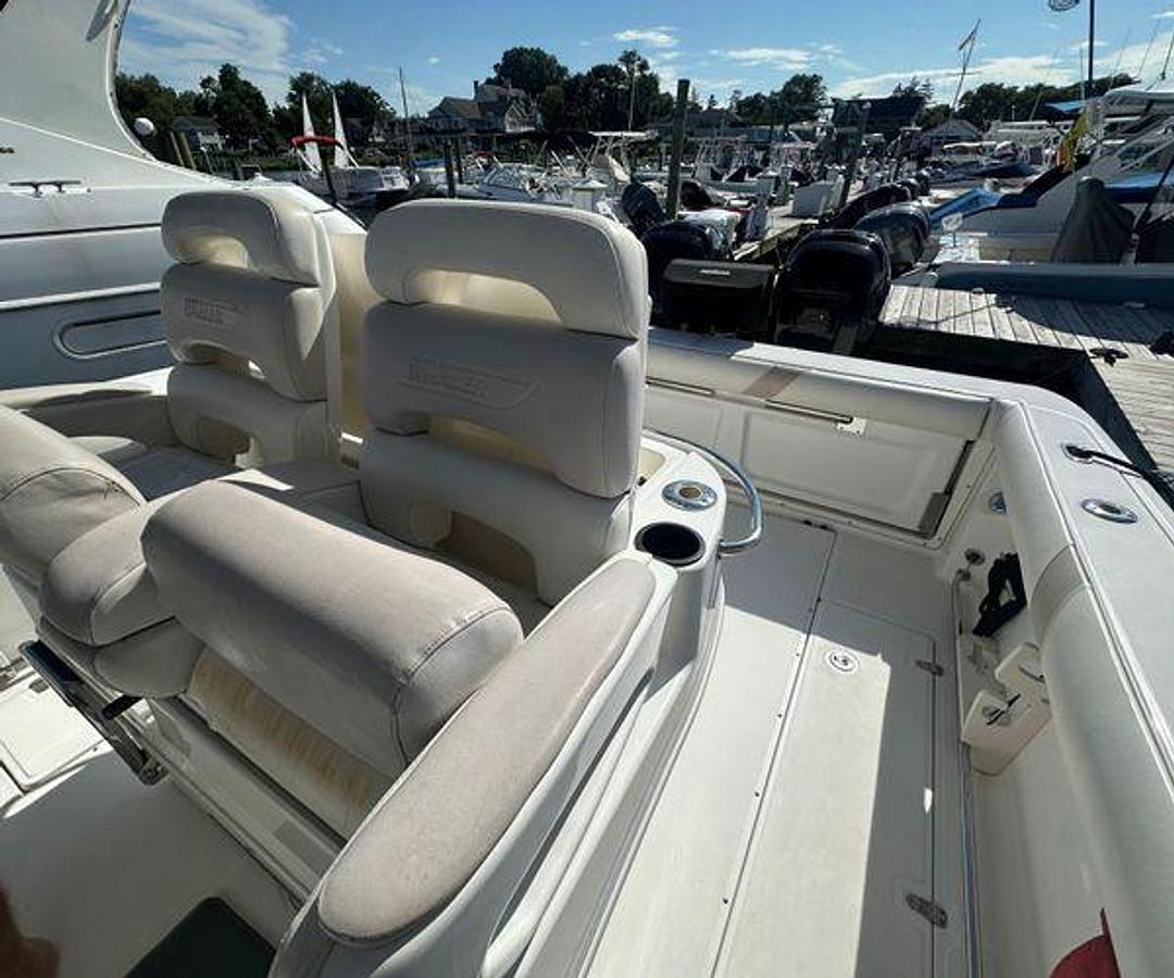 Used 2005 Boston Whaler 320 Outrage | 32ft