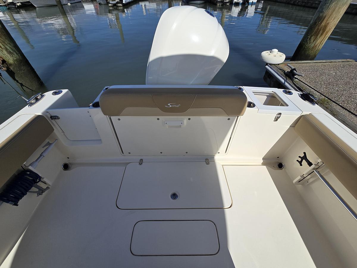 Used 2019 23' Scout 235 XSF | 23ft