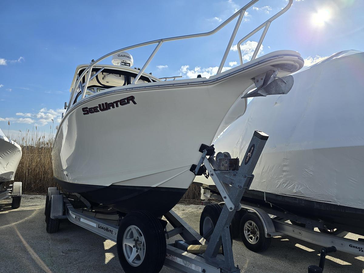 Used 2006 Albemarle 268 Express | 26ft