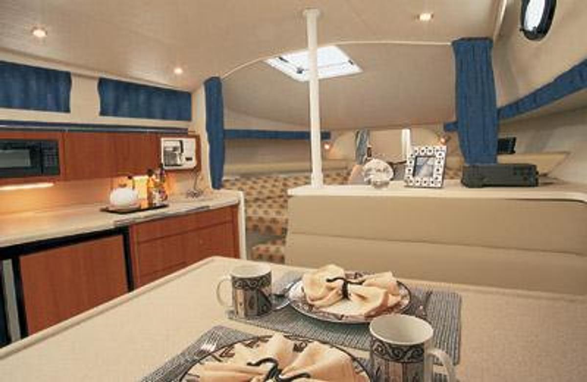 Used 2006 Wellcraft 330 Coastal | 33ft