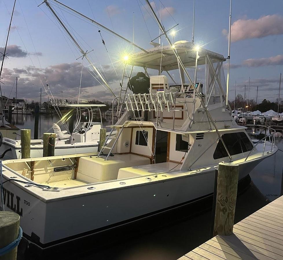 Used 1983 Blackfin 32 Flybridge | 32ft