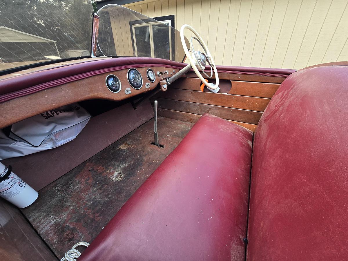 Used 1953 19' Chris-Craft 19 Racing Runabout | 19ft