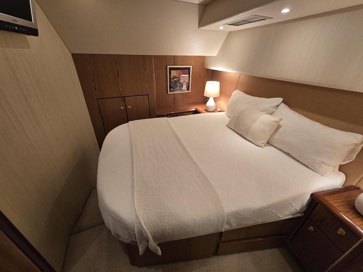 Used 2007 Ocean Yachts 46 Super Sport | 46ft